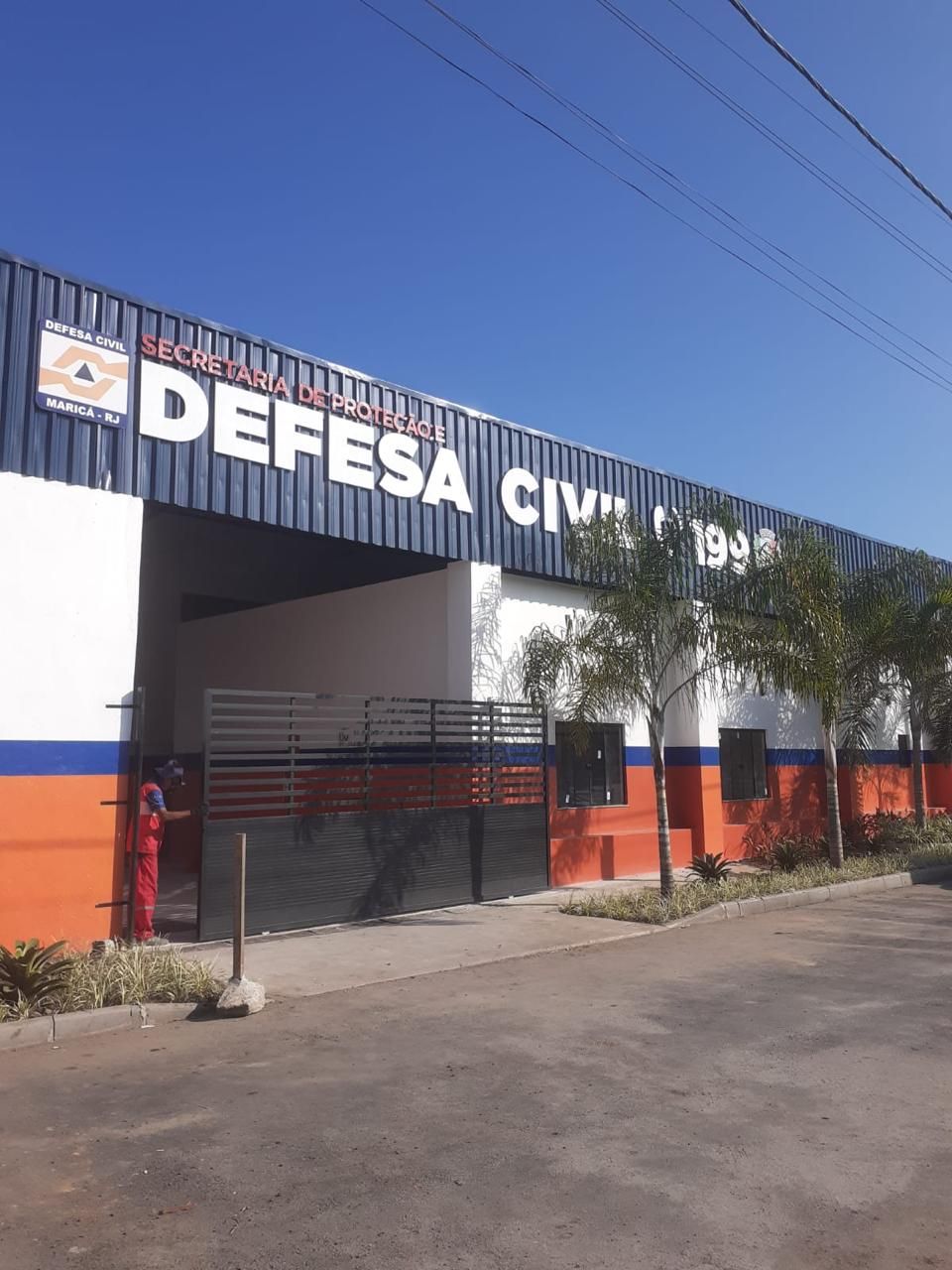 Fachada e acesso — reforma concluída